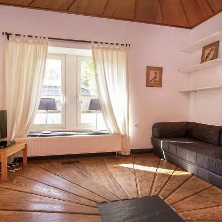 Comfortable, Quiet Holiday Home, Small Village, Great View * לה רושה - אן - ארדן